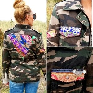Anthropologie Beautiful Stories Embroidered Camo Utility Jacket M Mixed Media